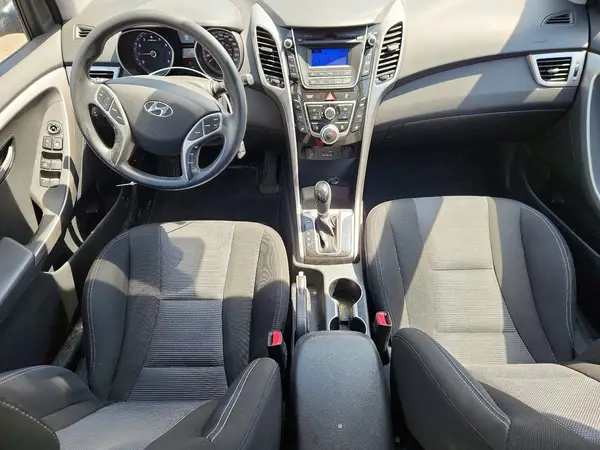 KMHD25LH9GU262348 2016 HYUNDAI ELANTRA - Image 8