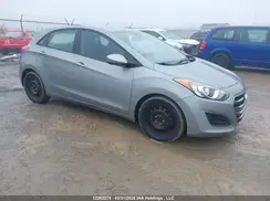 KMHD25LHXGU253982 2016 HYUNDAI ELANTRA