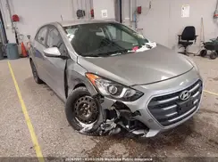 KMHD25LHXGU278428 2016 HYUNDAI ELANTRA