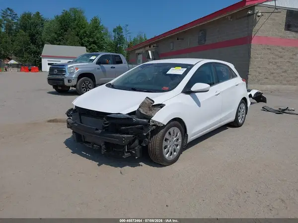KMHD35LH0GU251607 2016 HYUNDAI ELANTRA - Image 2