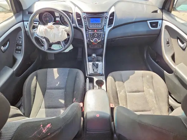KMHD35LH0GU255964 2016 HYUNDAI ELANTRA - Image 8