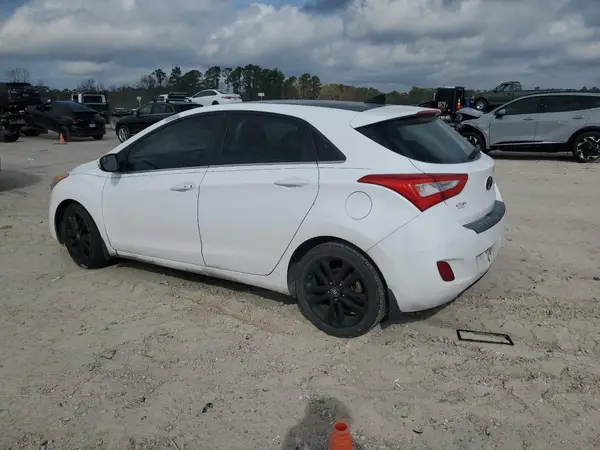 KMHD35LH0GU258508 2016 HYUNDAI ELANTRA - Image 2