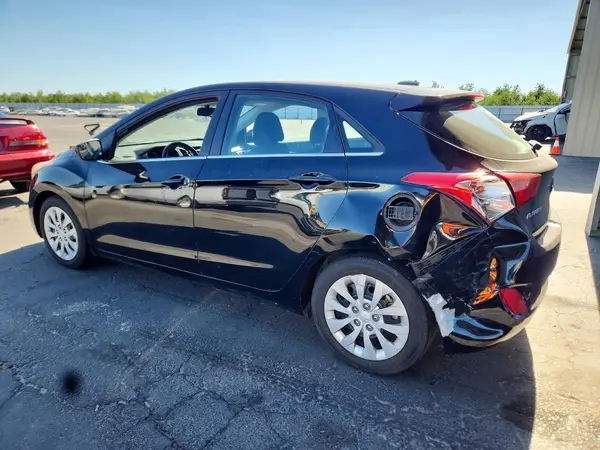 KMHD35LH0GU263546 2016 HYUNDAI ELANTRA - Image 2