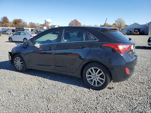KMHD35LH0GU268293 2016 HYUNDAI ELANTRA - Image 2