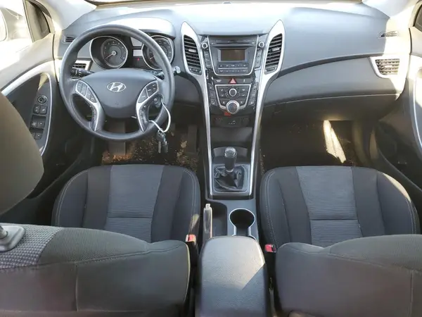 KMHD35LH0GU268293 2016 HYUNDAI ELANTRA - Image 8