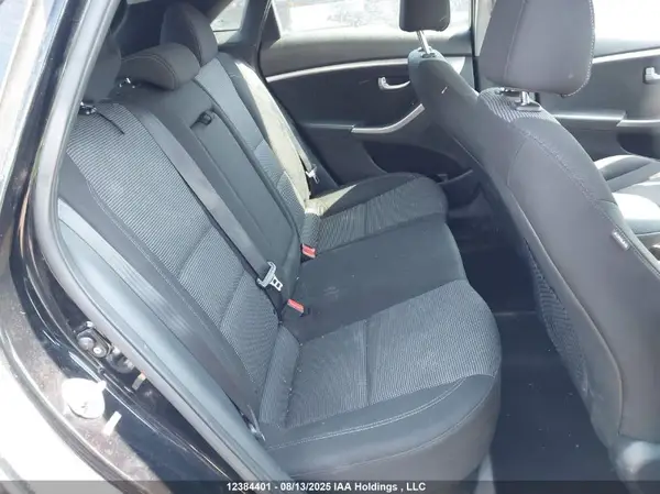 KMHD35LH0GU269928 2016 HYUNDAI ELANTRA - Image 8