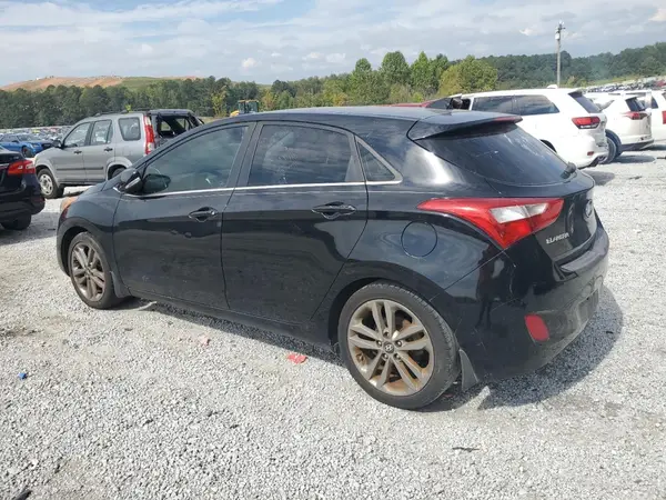 KMHD35LH0GU277057 2016 HYUNDAI ELANTRA - Image 2