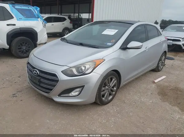 KMHD35LH0GU277561 2016 HYUNDAI ELANTRA - Image 2