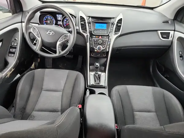 KMHD35LH0GU282209 2016 HYUNDAI ELANTRA - Image 8