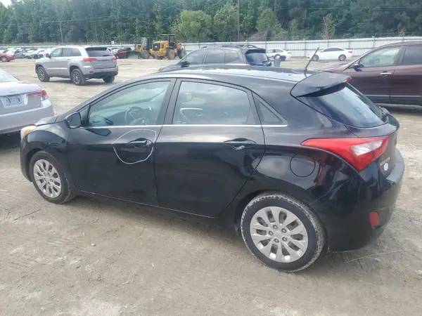 KMHD35LH0GU284042 2016 HYUNDAI ELANTRA - Image 2