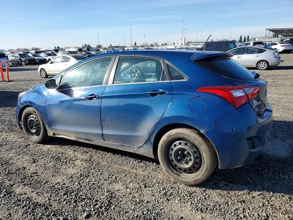 KMHD35LH0GU285885 2016 HYUNDAI ELANTRA - Image 2