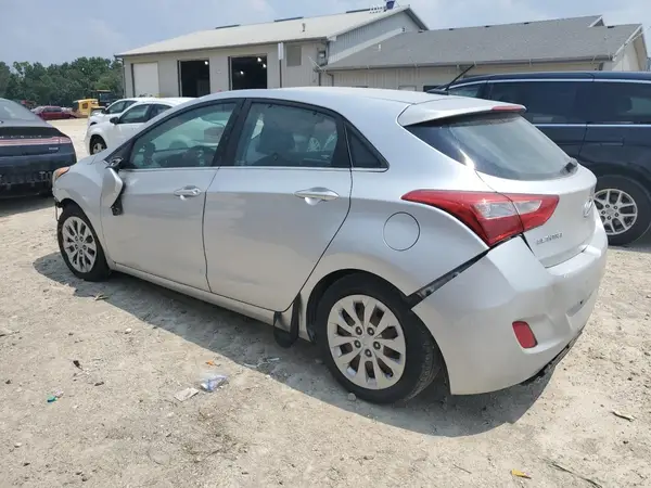 KMHD35LH0GU286017 2016 HYUNDAI ELANTRA - Image 2