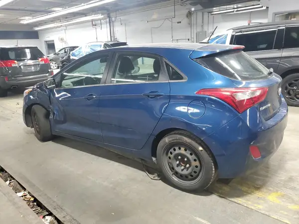 KMHD35LH0GU286129 2016 HYUNDAI ELANTRA - Image 2