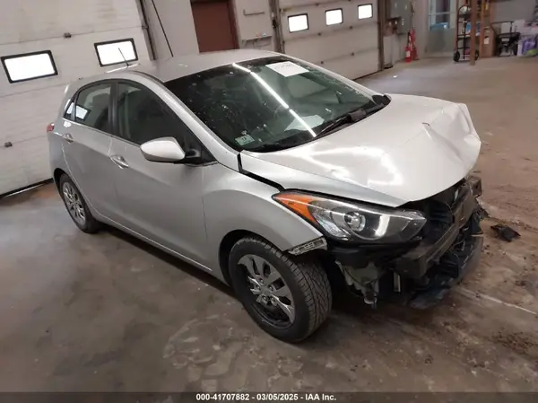 KMHD35LH0GU286504 2016 HYUNDAI ELANTRA - Image 1