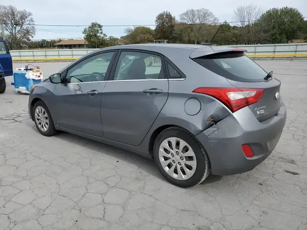 KMHD35LH0GU287023 2016 HYUNDAI ELANTRA - Image 2