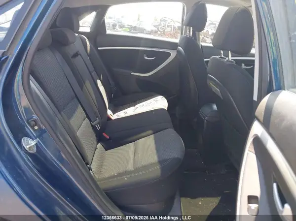 KMHD35LH0GU293369 2016 HYUNDAI ELANTRA - Image 8