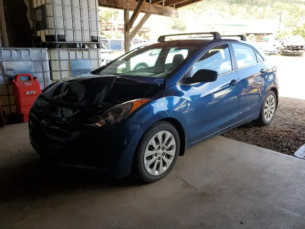 KMHD35LH0GU305858 2016 HYUNDAI ELANTRA - Image 1
