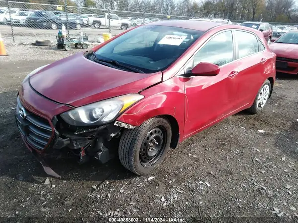 KMHD35LH0GU308467 2016 HYUNDAI ELANTRA - Image 2