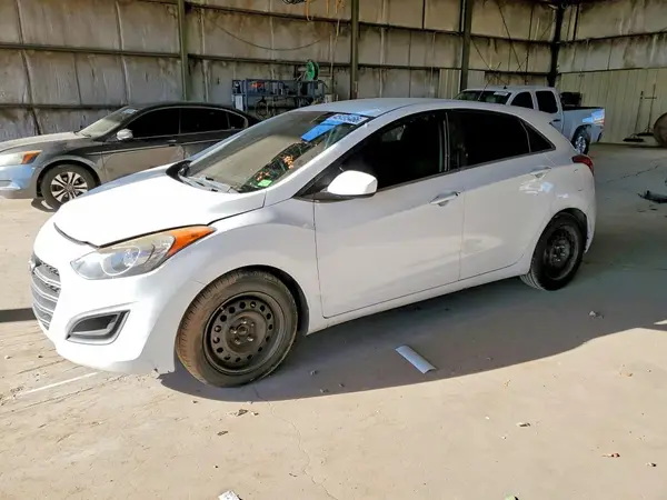 KMHD35LH0GU317623 2016 HYUNDAI ELANTRA - Image 1