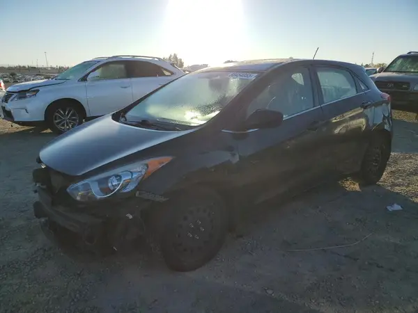 KMHD35LH0GU321347 2016 HYUNDAI ELANTRA - Image 1
