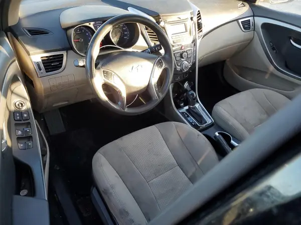 KMHD35LH0GU321347 2016 HYUNDAI ELANTRA - Image 8