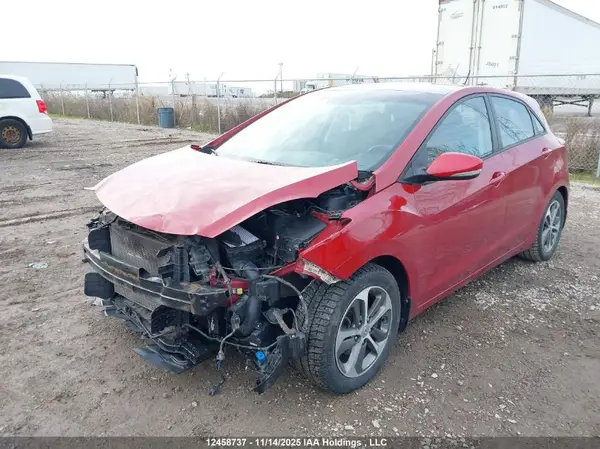 KMHD35LH0GU322787 2016 HYUNDAI ELANTRA - Image 2