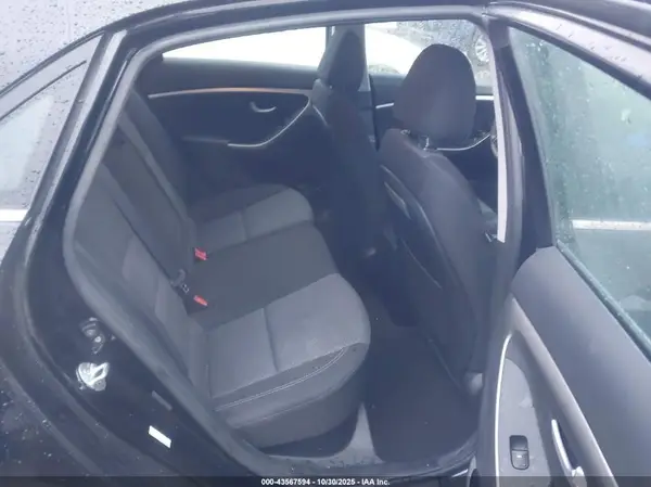 KMHD35LH0GU330081 2016 HYUNDAI ELANTRA - Image 8