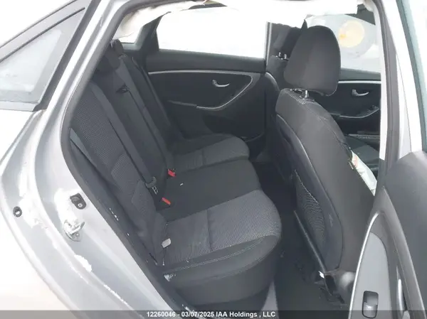 KMHD35LH0GU333689 2016 HYUNDAI ELANTRA - Image 8