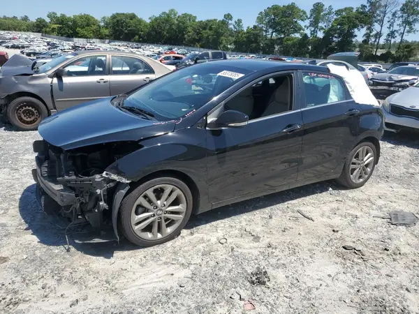 KMHD35LH0GU338231 2016 HYUNDAI ELANTRA - Image 1