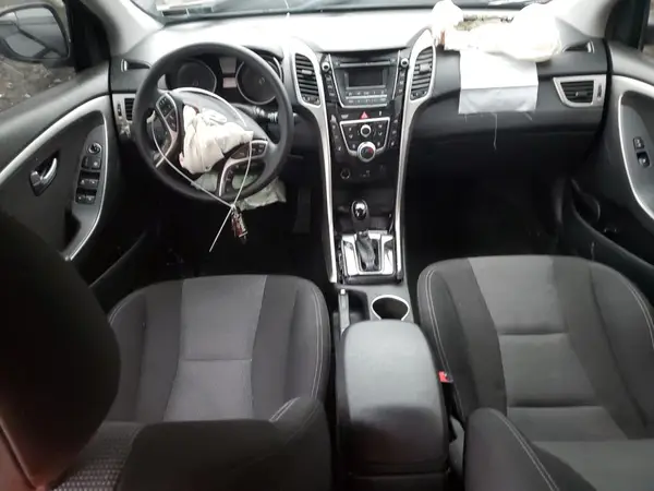 KMHD35LH0GU341162 2016 HYUNDAI ELANTRA - Image 8