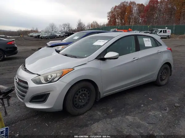 KMHD35LH0GU341212 2016 HYUNDAI ELANTRA - Image 2