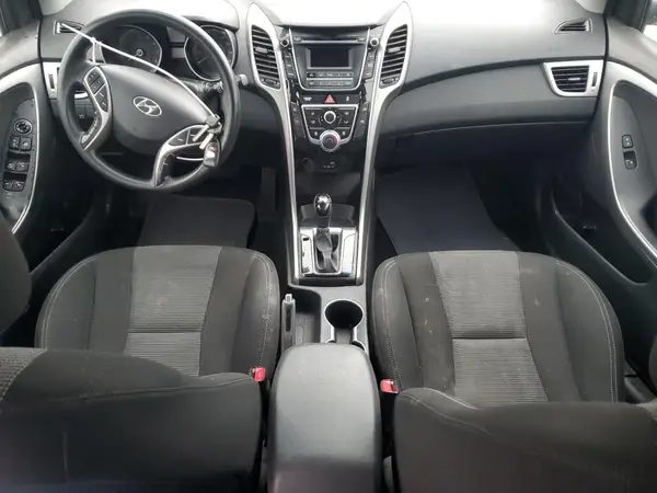 KMHD35LH0HU348940 2017 HYUNDAI ELANTRA - Image 8