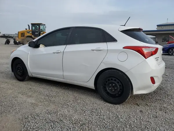 KMHD35LH0HU350221 2017 HYUNDAI ELANTRA - Image 2