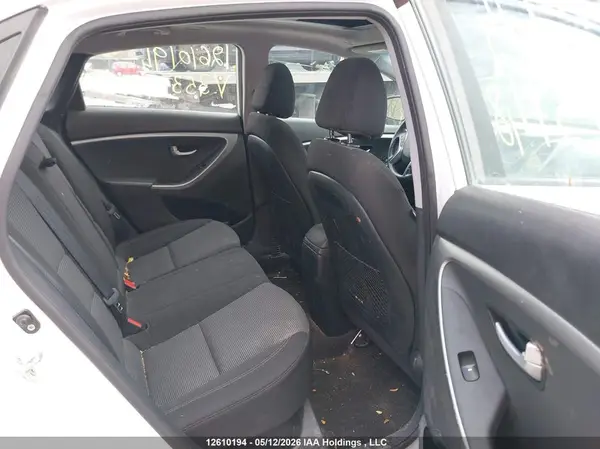 KMHD35LH0HU353748 2017 HYUNDAI ELANTRA - Image 8