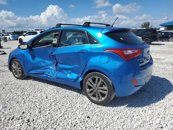 KMHD35LH0HU358626 2017 HYUNDAI ELANTRA - Image 2