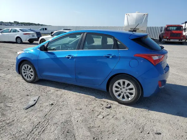 KMHD35LH0HU375104 2017 HYUNDAI ELANTRA - Image 2