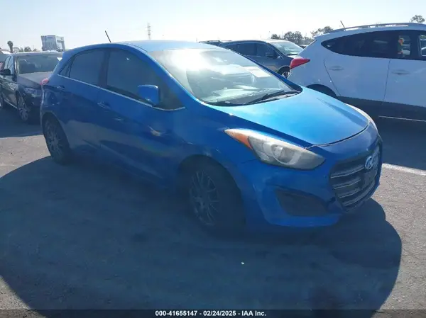 KMHD35LH0HU380612 2017 HYUNDAI ELANTRA - Image 1