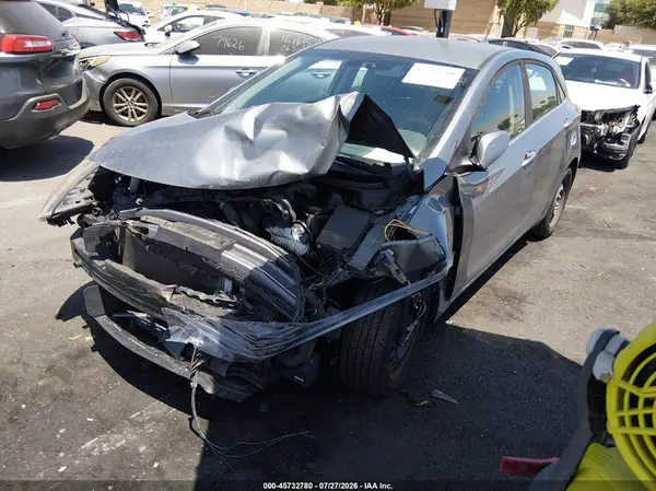 KMHD35LH0HU381212 2017 HYUNDAI ELANTRA - Image 2