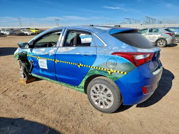 KMHD35LH0HU381436 2017 HYUNDAI ELANTRA - Image 2