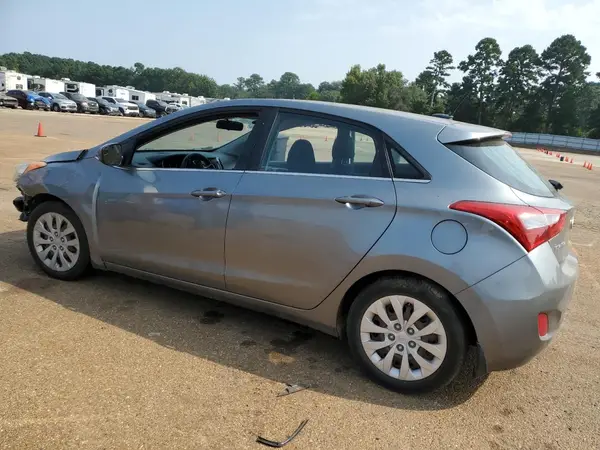 KMHD35LH0HU382781 2017 HYUNDAI ELANTRA - Image 2