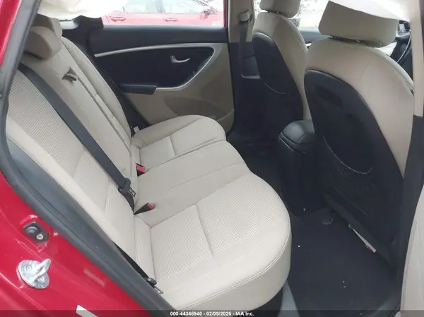 KMHD35LH1GU258212 2016 HYUNDAI ELANTRA - Image 8