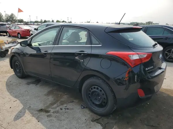 KMHD35LH1GU260705 2016 HYUNDAI ELANTRA - Image 2
