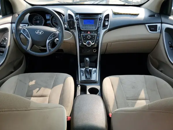 KMHD35LH1GU260705 2016 HYUNDAI ELANTRA - Image 8