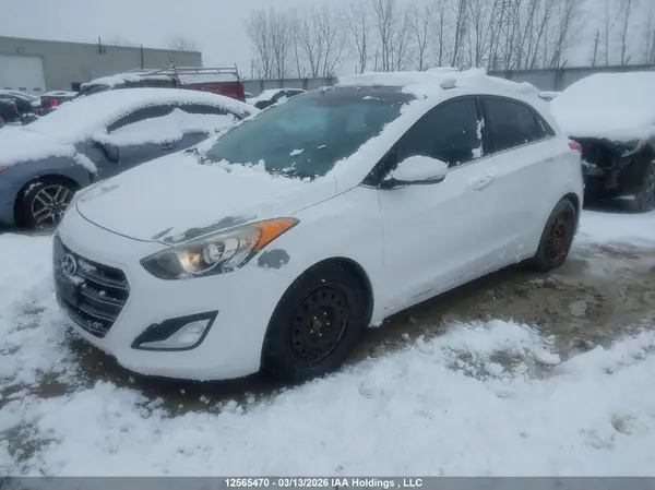 KMHD35LH1GU261983 2016 HYUNDAI ELANTRA - Image 2