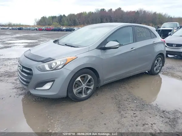 KMHD35LH1GU267038 2016 HYUNDAI ELANTRA - Image 2