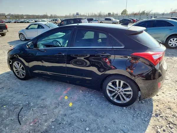 KMHD35LH1GU270716 2016 HYUNDAI ELANTRA - Image 2