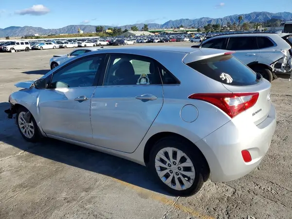 KMHD35LH1GU273003 2016 HYUNDAI ELANTRA - Image 2