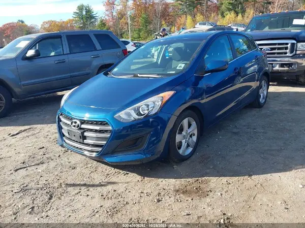 KMHD35LH1GU274250 2016 HYUNDAI ELANTRA - Image 2