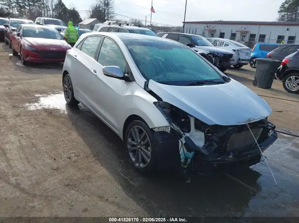 KMHD35LH1GU274653 2016 HYUNDAI ELANTRA - Image 1