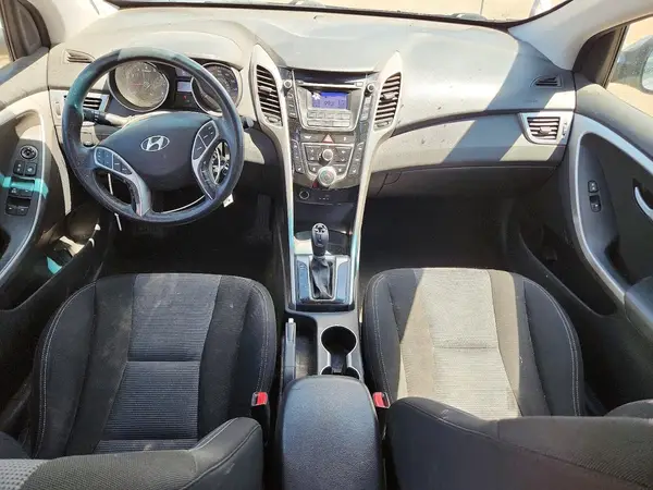 KMHD35LH1GU275768 2016 HYUNDAI ELANTRA - Image 8